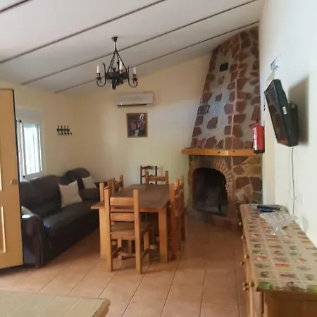 Casa Esteban Feriehus Cazorla